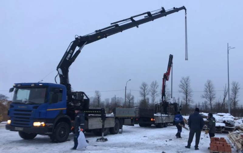 Заказать манипулятор СПб недорого для перевозки