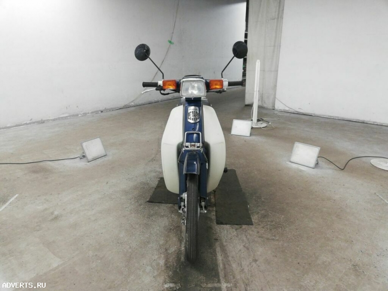 Мотоцикл дорожный Honda Super Cub Custom рама AA01 скутерета багажники гв 2003