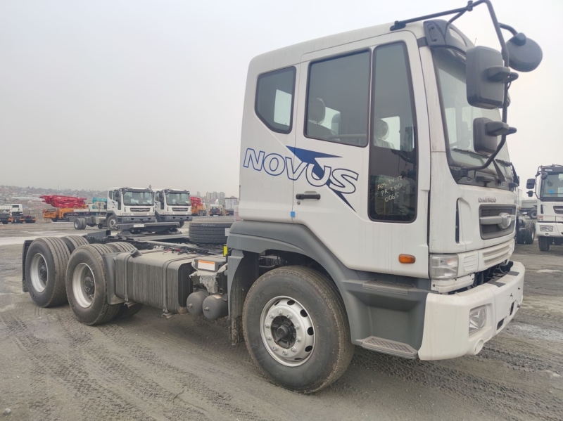 DAEWOO NOVUS CL4T8 новый Седельный тягач 6х4