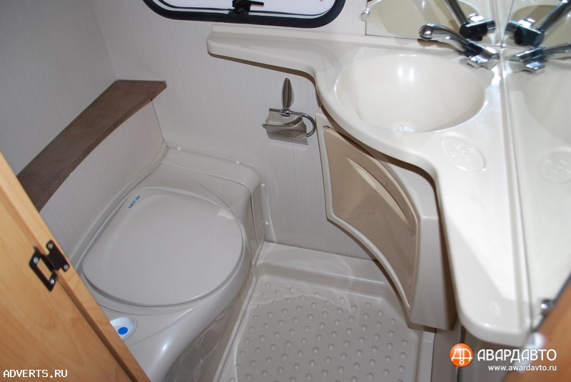 Прицеп дача, дом на колесах CARAVELAIR AMBIANCE 400 Караван, жилой прицеп.