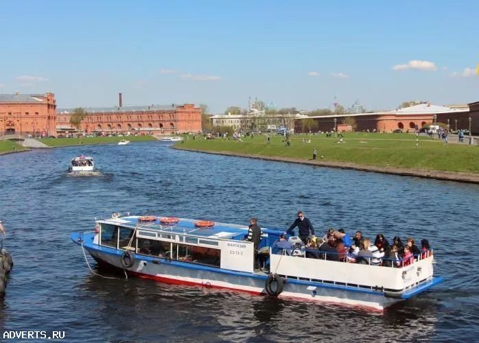 Аренда теплохода в СПб на выпускной