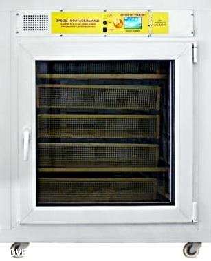 Инкубатор на 700 куриных яиц Чарли