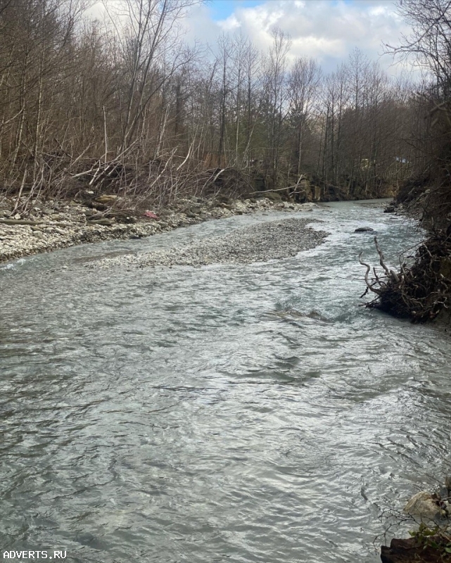 Землевладение 9300м2 на берегу горной реки в 12 км от Чёрного моря.