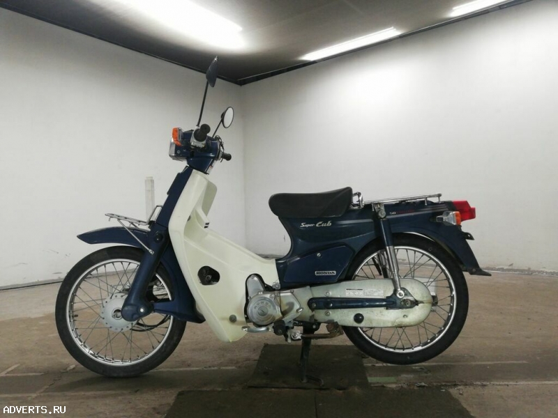 Мотоцикл дорожный Honda Super Cub Custom рама AA01 скутерета багажники гв 2003