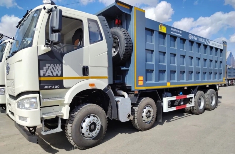 Самосвал FAW J6 8х4 CA3310P66K24T4E51 объём кузова 34 м3 куба грузоподъемность 23 тонны 22940 кг снаряженная масса 19660 кг 20 тонн полная масса 43 тн