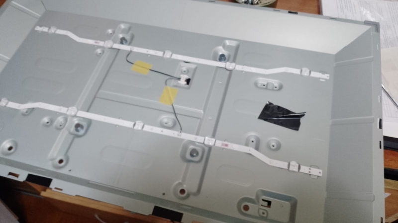 Комплектующие от телевизора Samsung UE32F4500AK