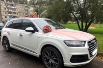Машина на свадьбу Audi Q8