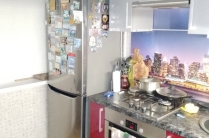 Продам 2 комнатную квартиру