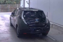 Электромобиль хэтчбек Nissan Leaf кузов ZE0 модификация G гв 2011
