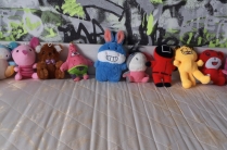 Игрушки почти даром.