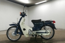 Мотоцикл дорожный Honda Super Cub Custom рама AA01 скутерета багажники гв 2003