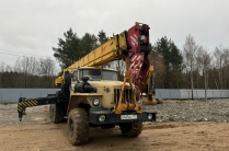 Продам автокран Ивановец КС-45717-1, 2004 года