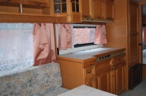 Прицеп дача, Дом на колесах HOBBY 560 TF